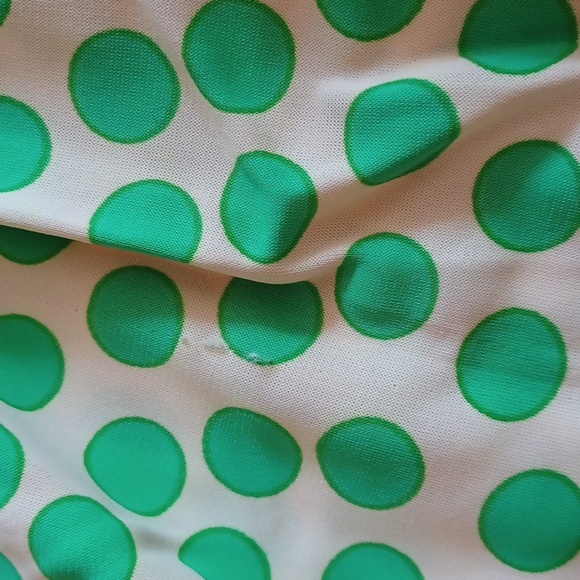 Cute vintage polkadot and daisy pattern top. M/L - Picture 4 of 7